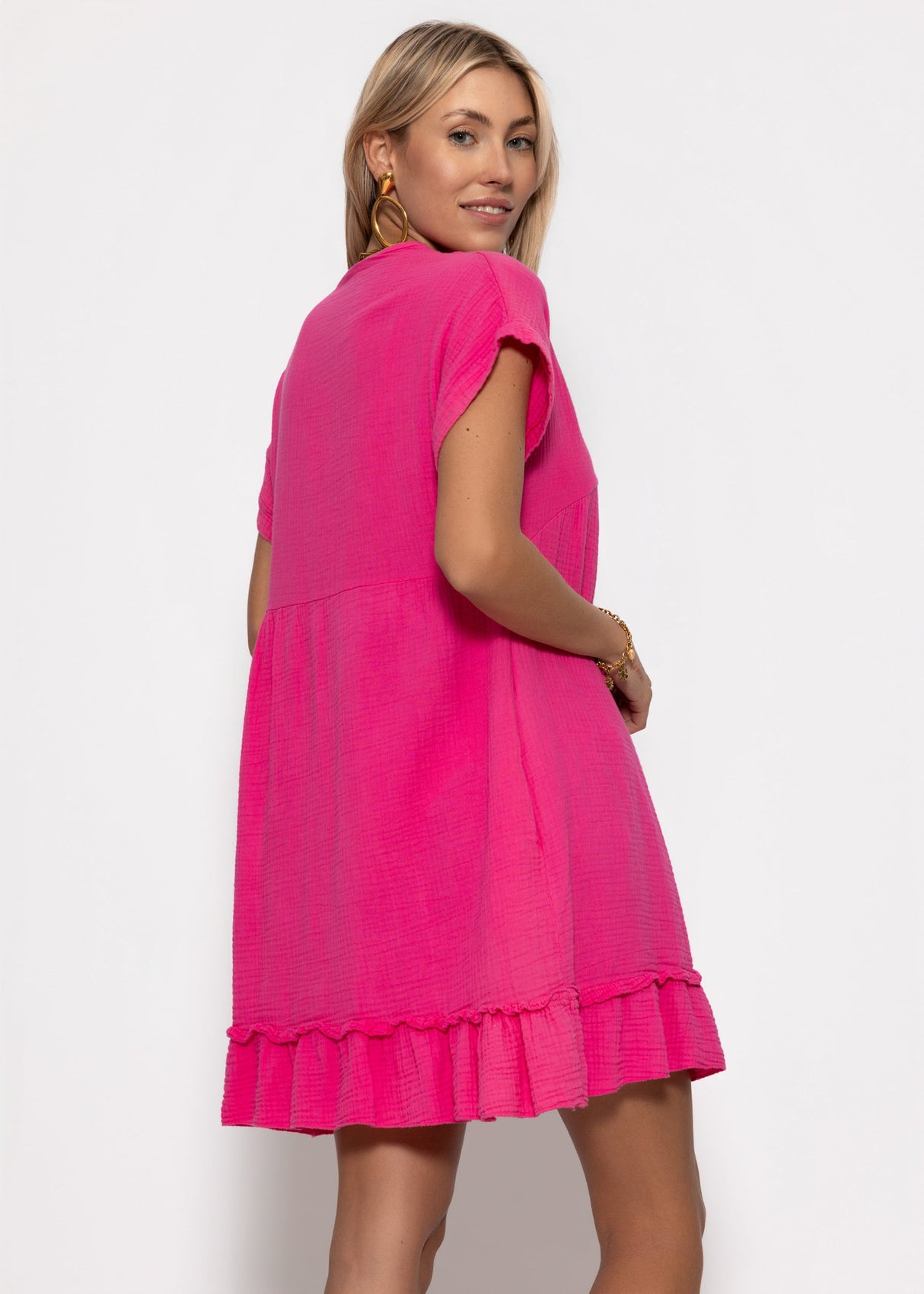 Muslin dress with V-neck - pink