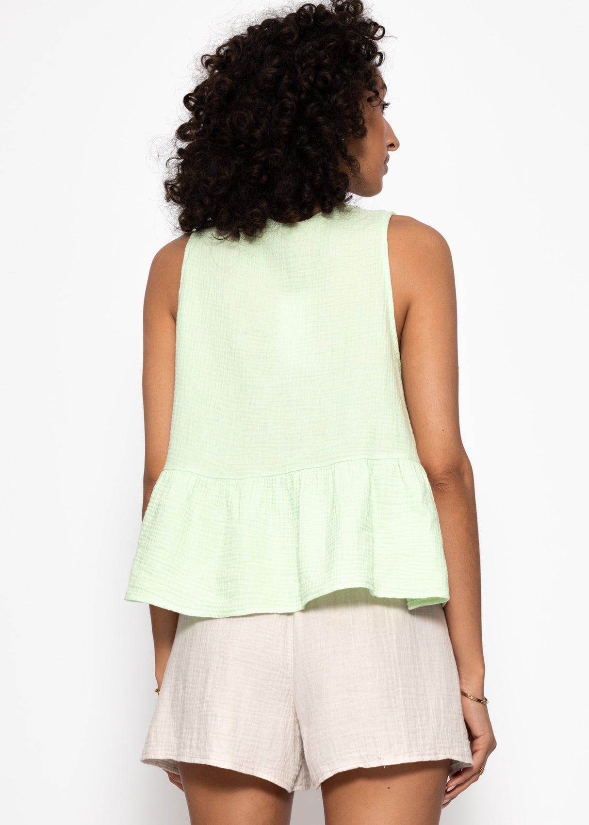Musselin Top mit Volant - hellgrün