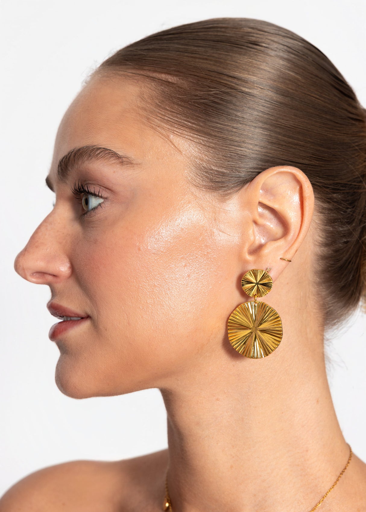 Ohrstecker mit Rosette - gold