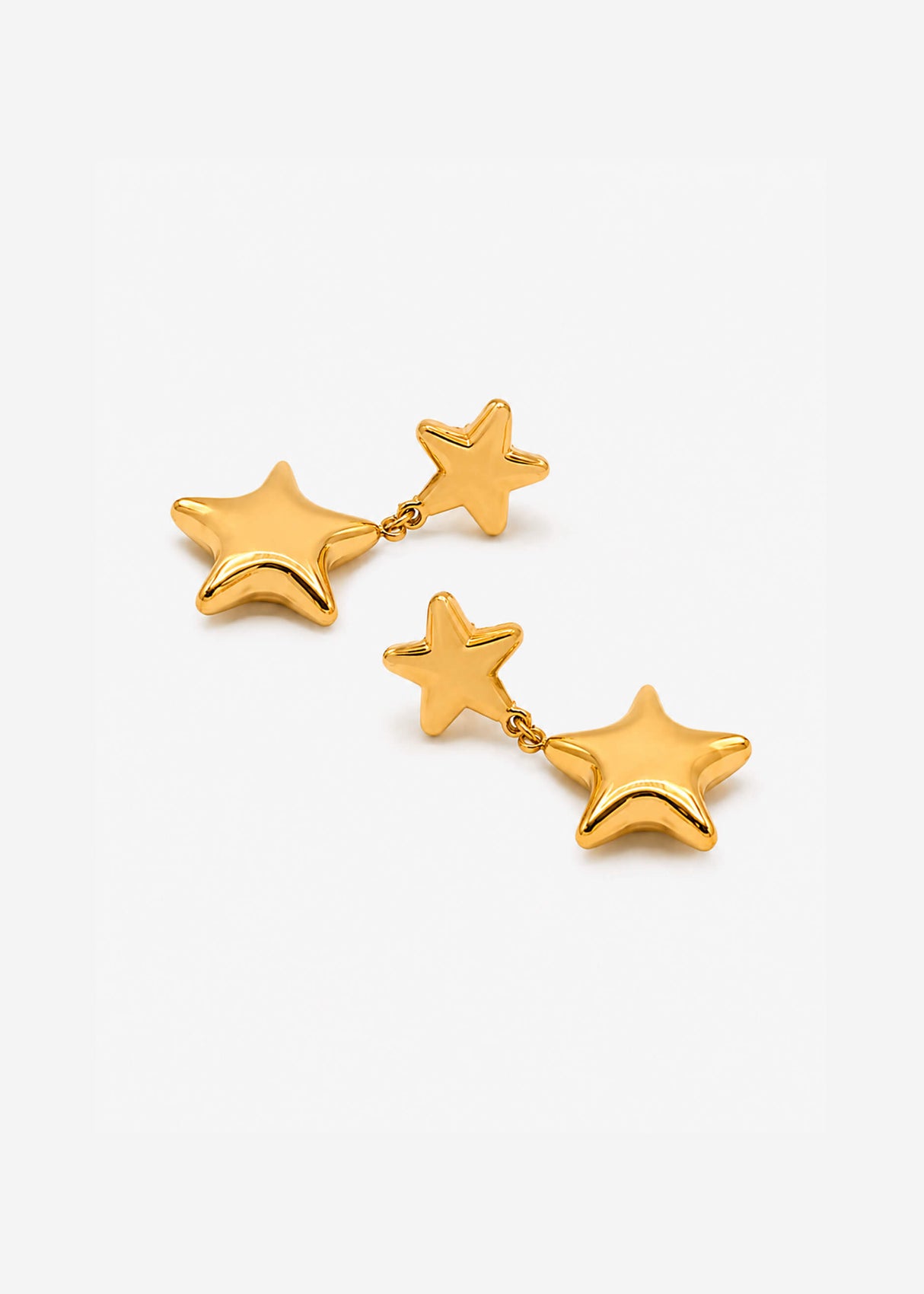 Stud earrings with star pendant - gold