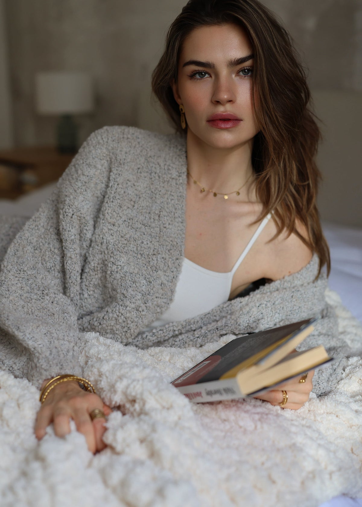 Oversize Cardigan aus Bouclé - greige