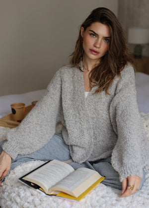 Oversize Cardigan aus Bouclé - greige
