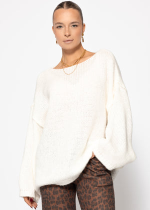 Oversized sweater with round neckline - white