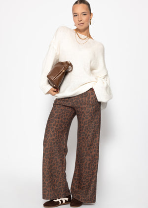 Oversized sweater with round neckline - white