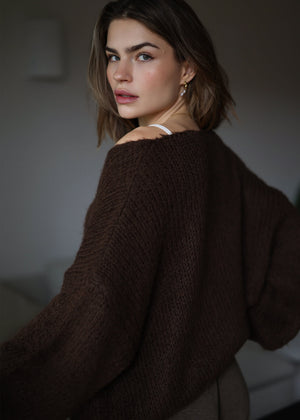 Oversize Pullover mit V-Ausschnitt - braun