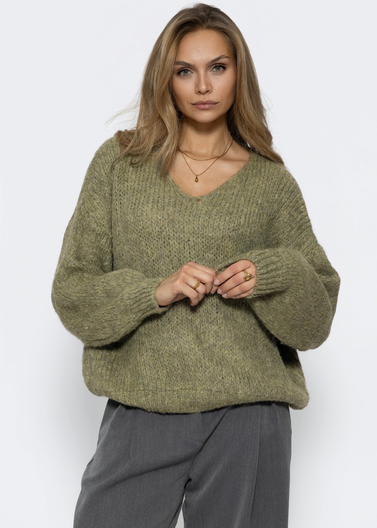 Oversize Pullover mit V-Ausschnitt - khaki