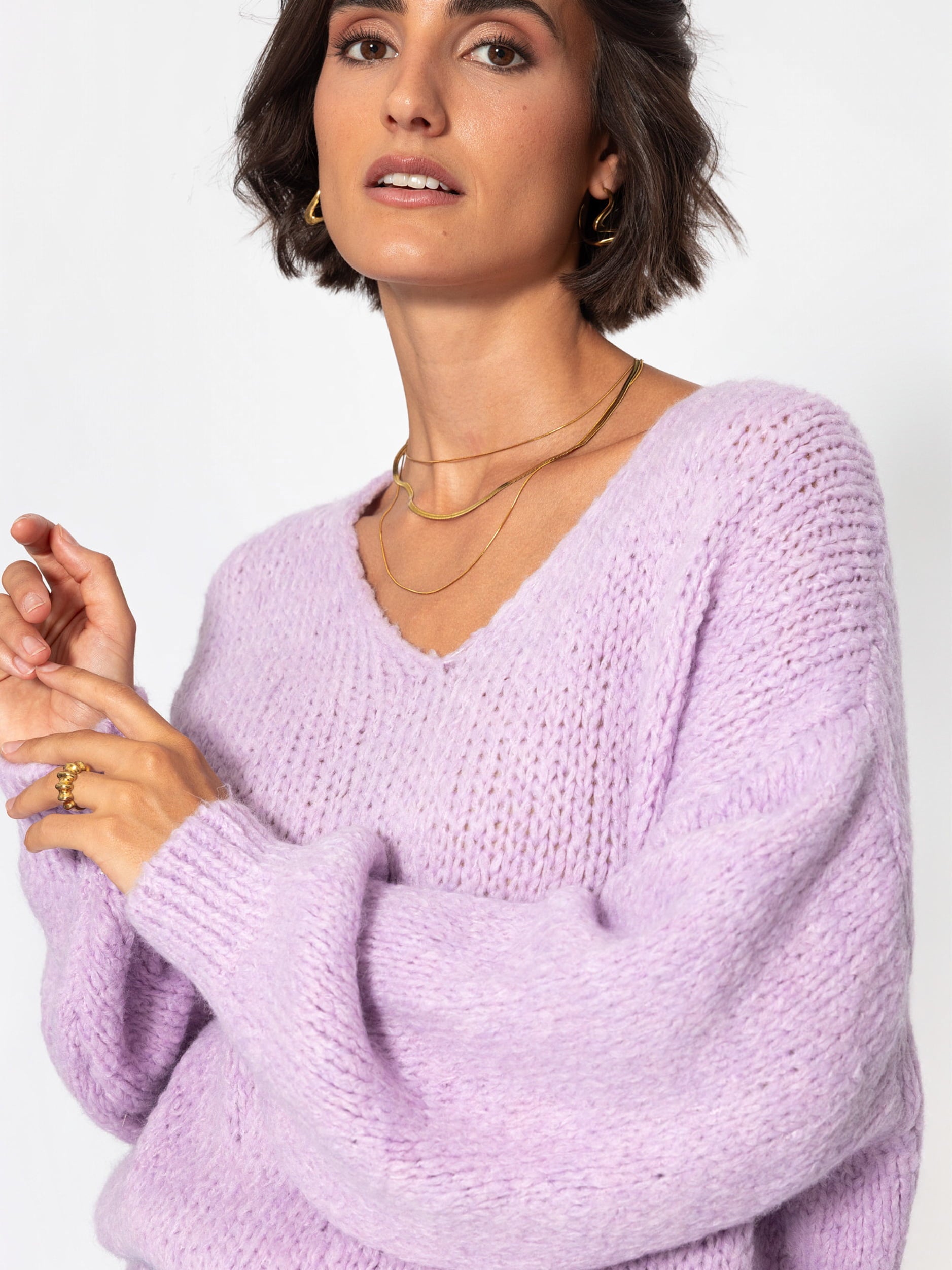 Oversize Pullover mit V-Ausschnitt  - lavendel