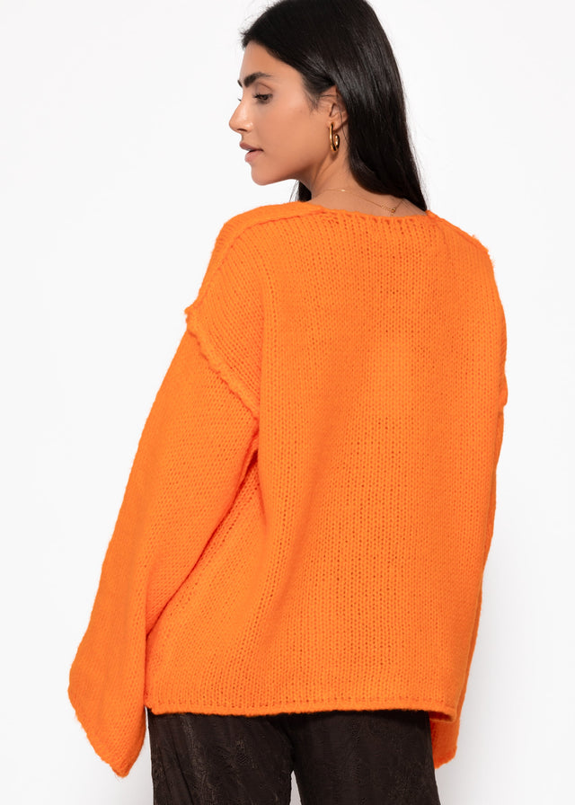 Oversized jumper with V-neck and wide sleeves - orange
