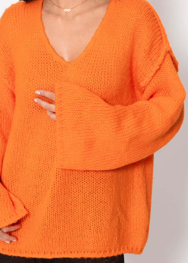 Oversized jumper with V-neck and wide sleeves - orange