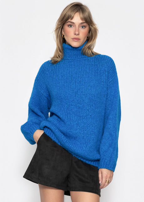 Oversize Rollkragenpullover - blau von SASSYCLASSY
