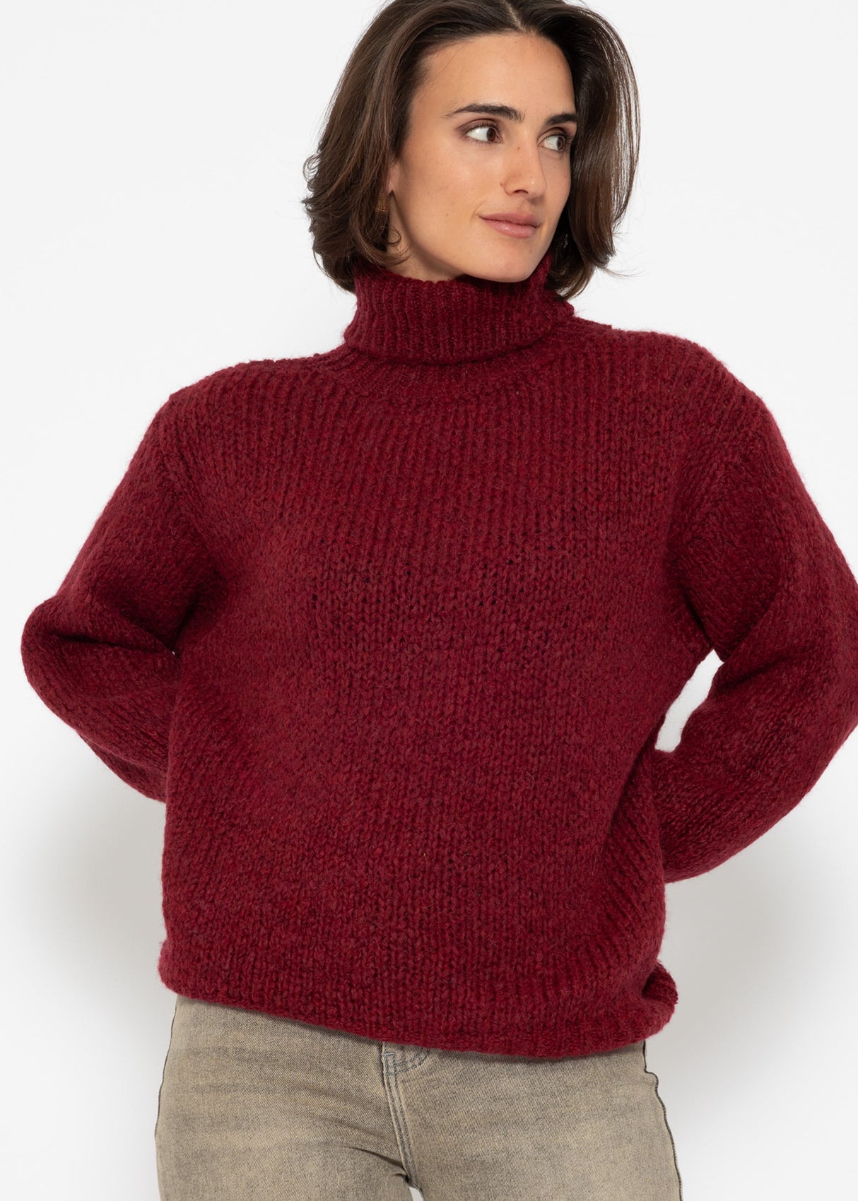 Oversized turtleneck sweater - burgundy