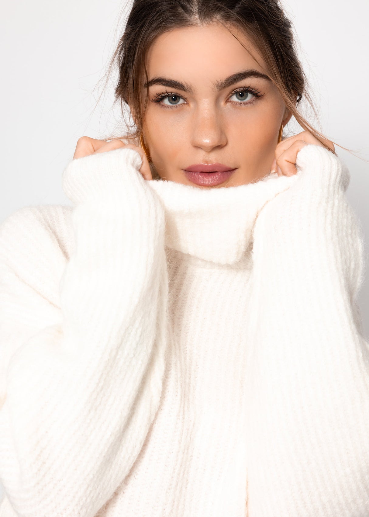 Oversize Rollkragenpullover - offwhite