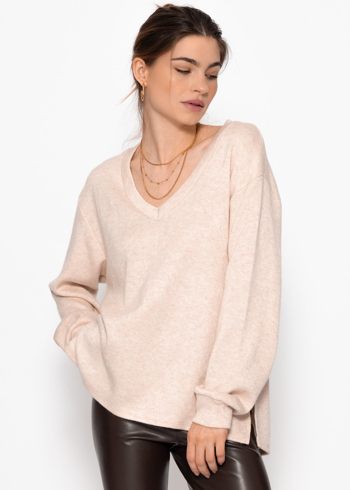 Oversize soft sweater with deep V-neck - beige