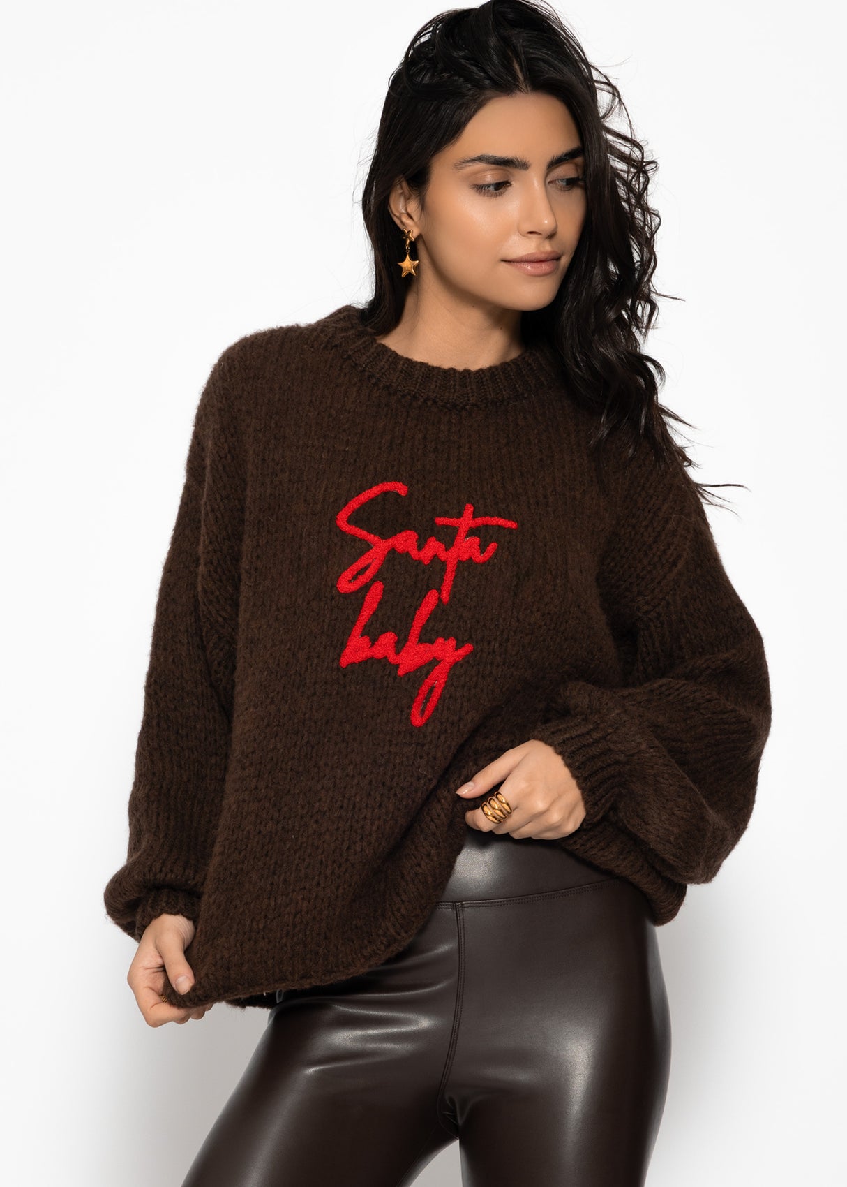 Oversized knit sweater with embroidery - brown