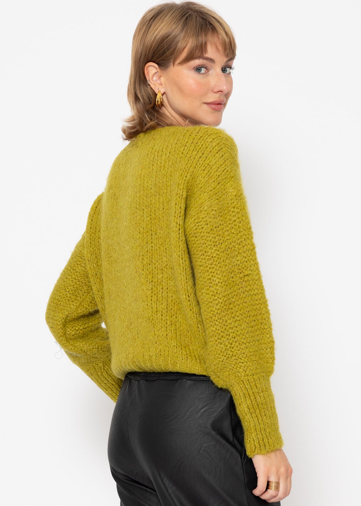 Oversized sweater with contrasting knit pattern - olive green