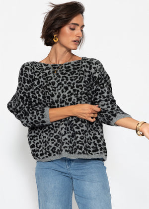 Pullover mit Leo-Muster - hellgrau