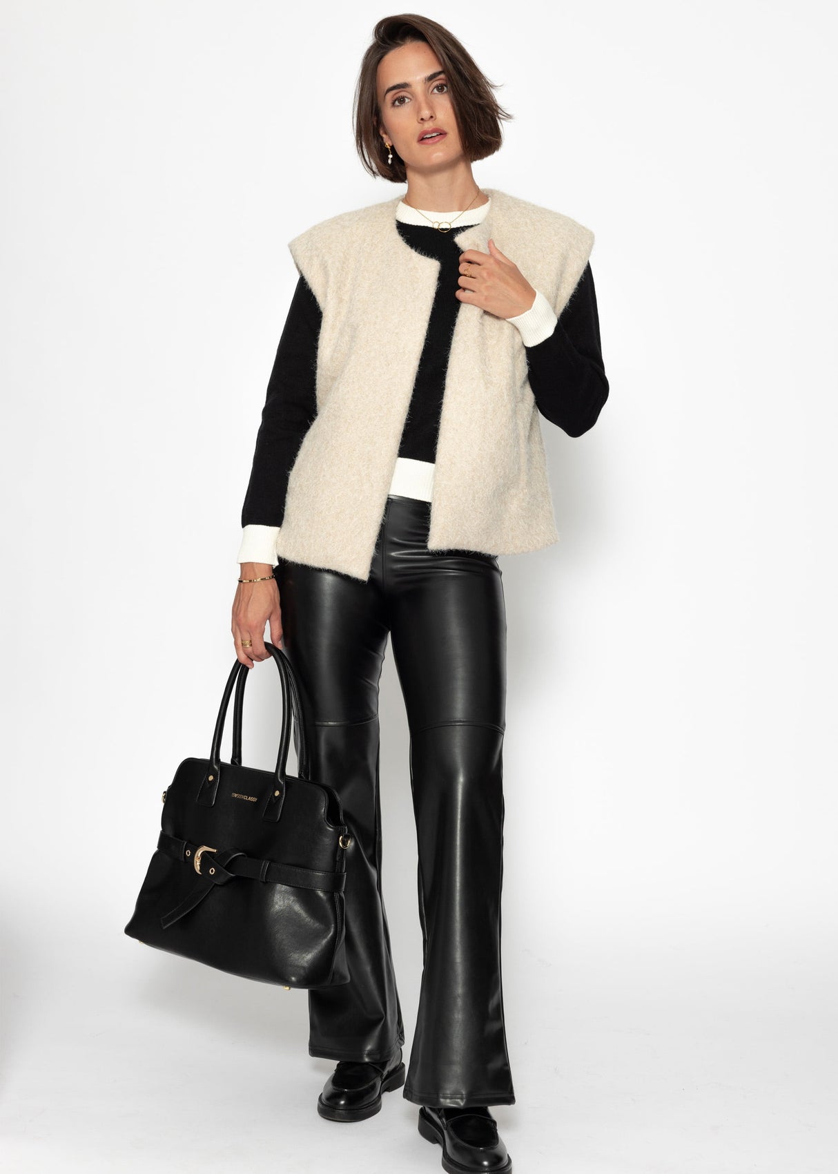 Pullover mit offwhite Bündchen-Details - schwarz