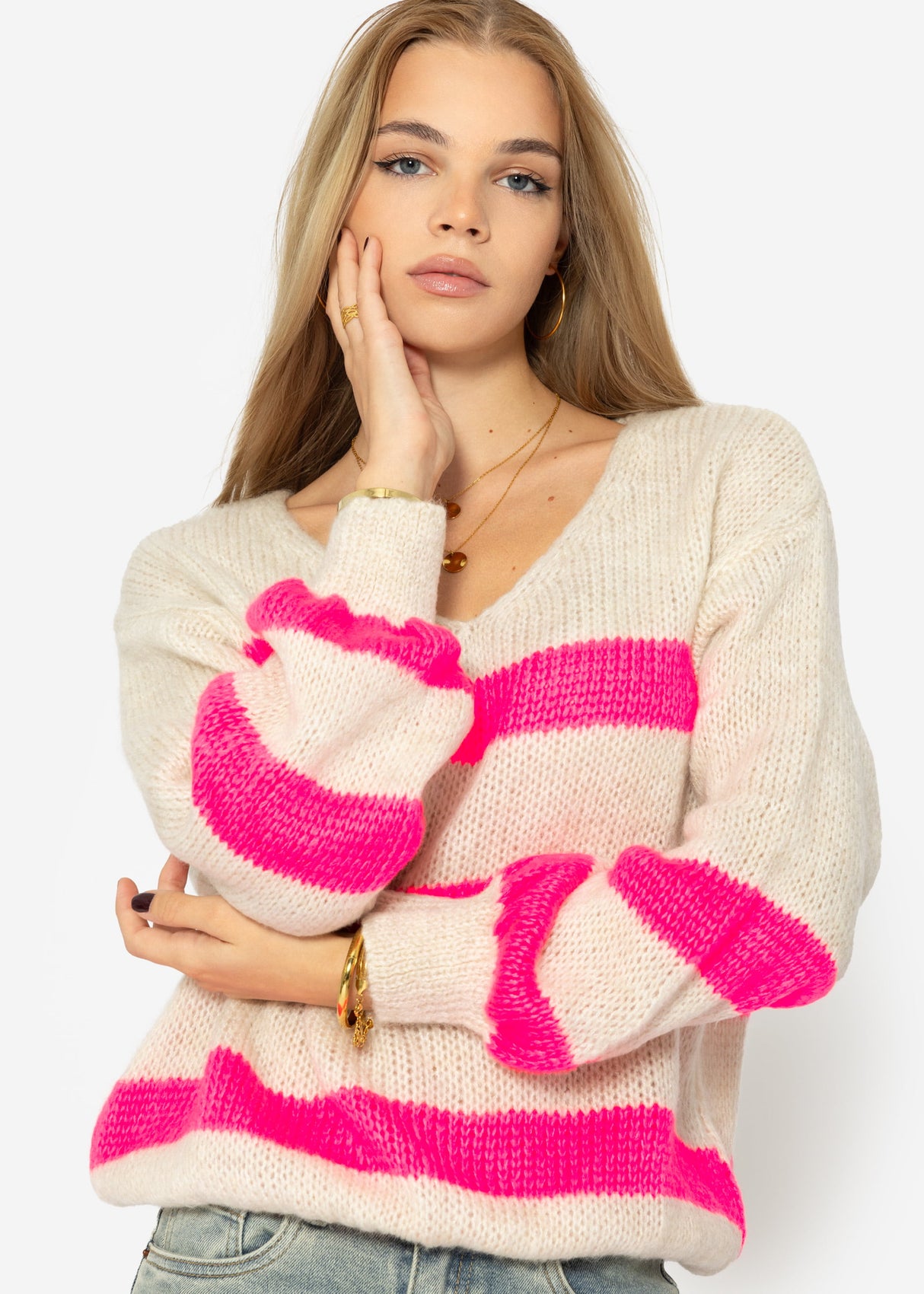 Sweater with pink stripes - light beige