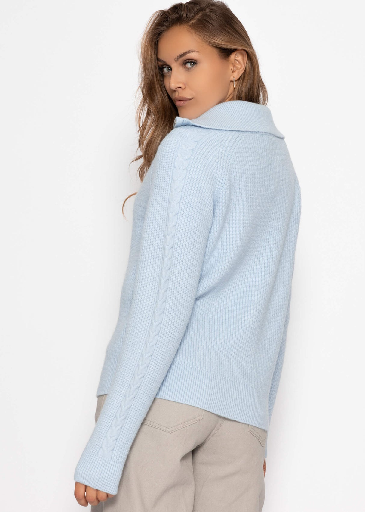 Sweater with zipper on the collar - light blue