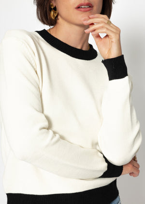 Pullover mit schwarzen Bündchen-Details - offwhite