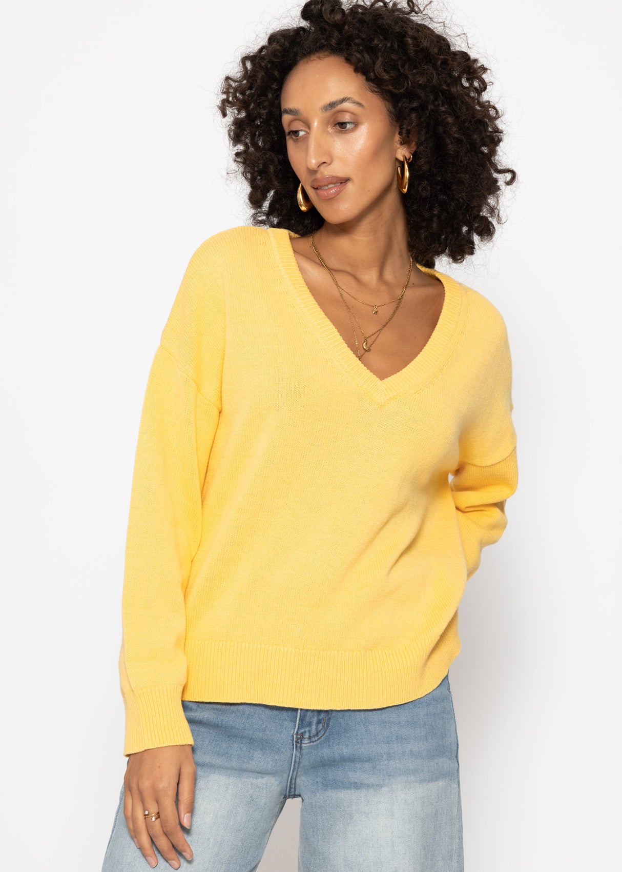 Sweater with deep V-neck - yellow