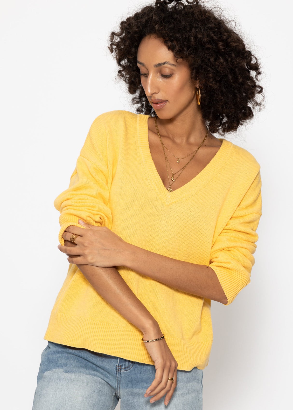 Sweater with deep V-neck - yellow