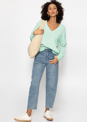 Sweater with deep V-neck - mint