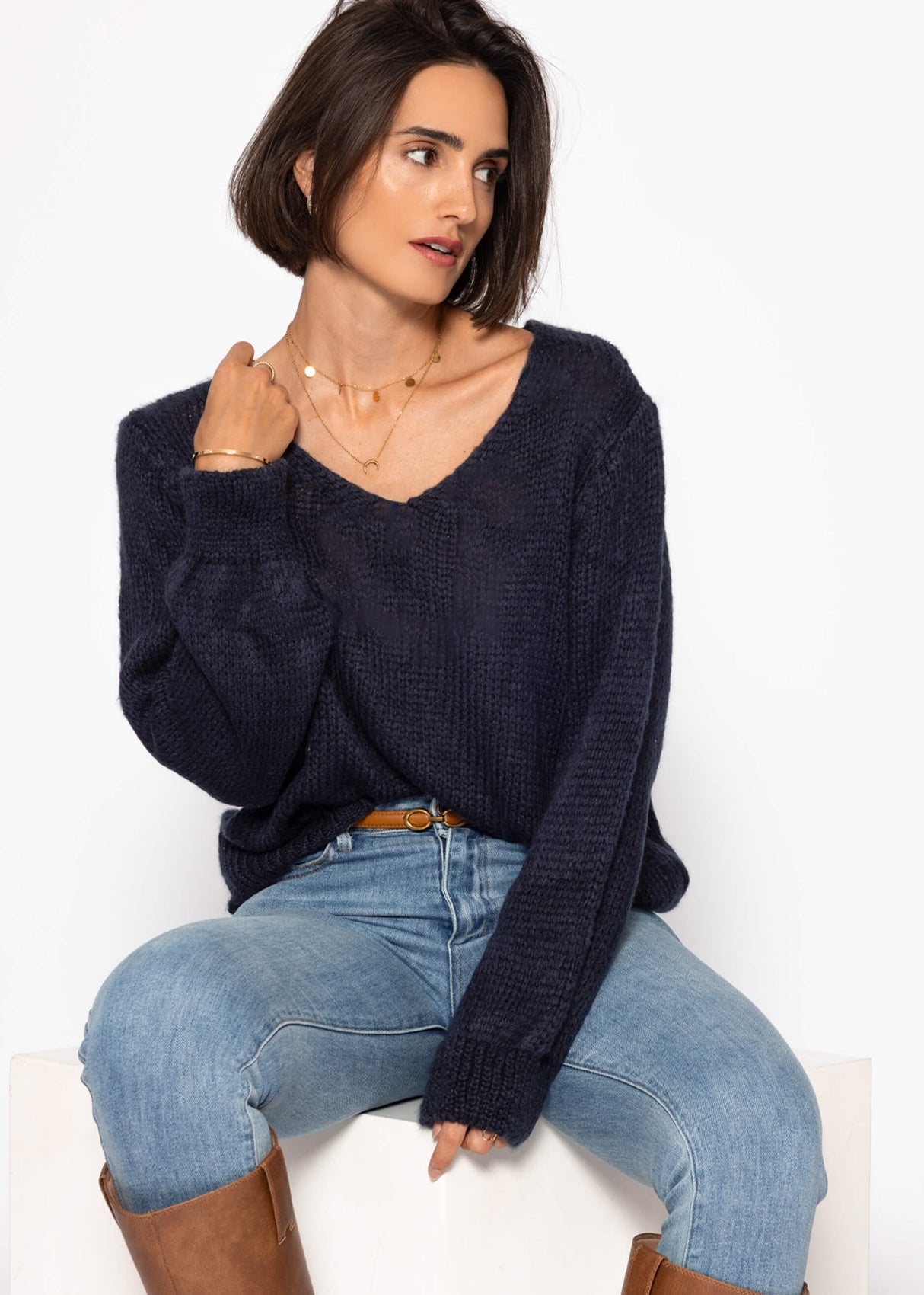 V-neck sweater - dark blue