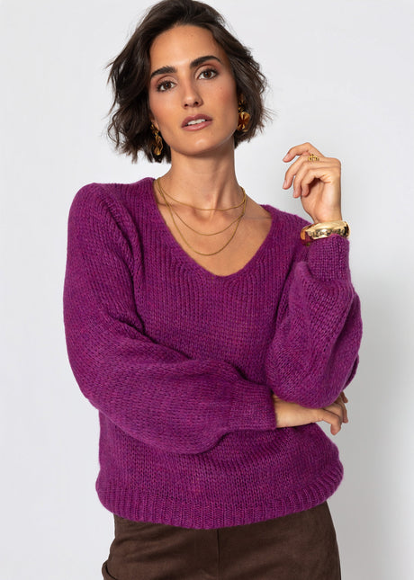 Pullover mit V-Ausschnitt - mauve von SASSYCLASSY