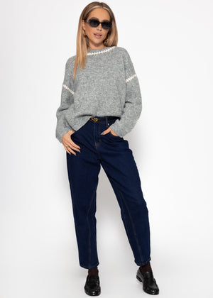 Sweater with decorative stitching - gray