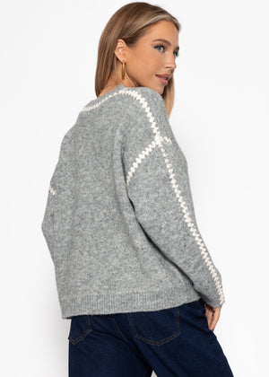 Sweater with decorative stitching - gray