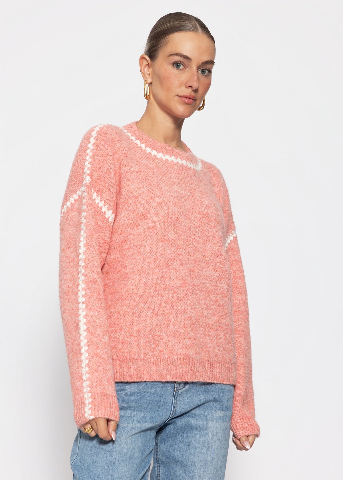 Pullover mit Ziernähten und Wollanteil - lachs
