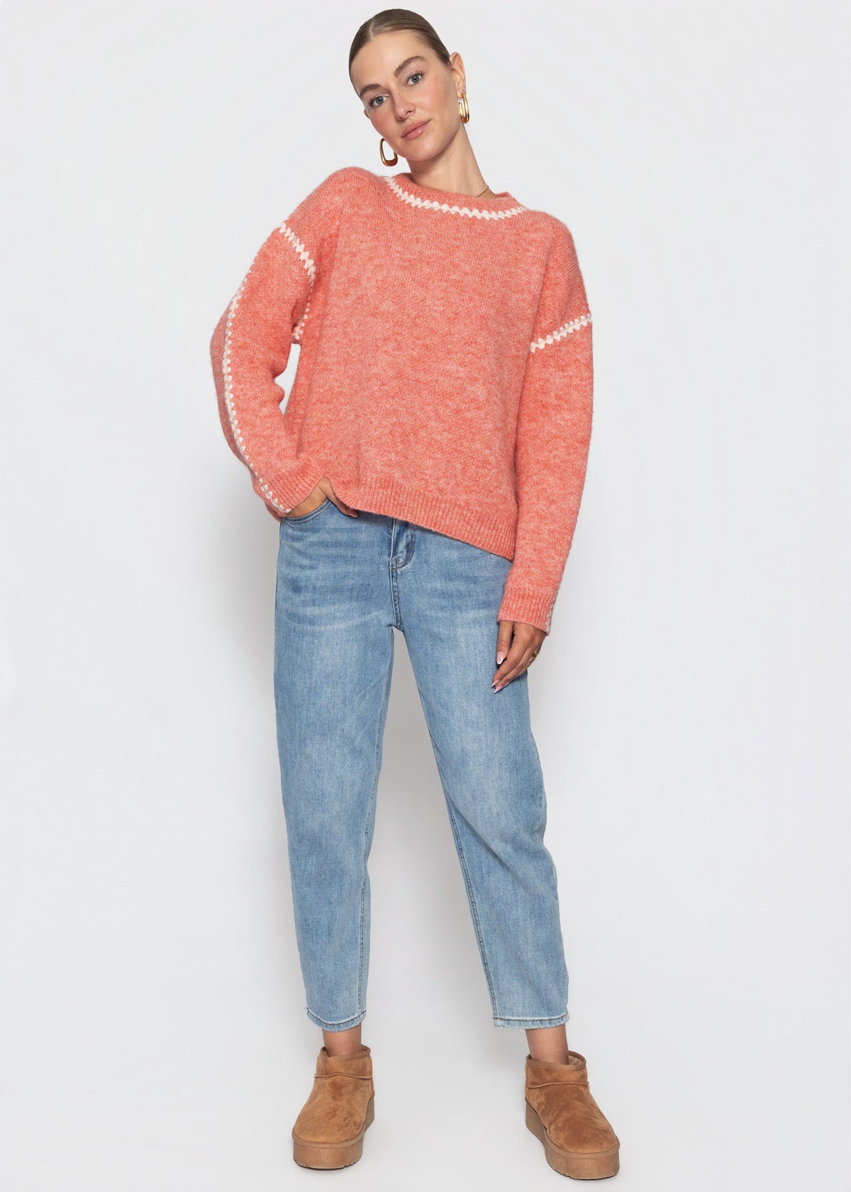Pullover mit Ziernähten und Wollanteil - lachs