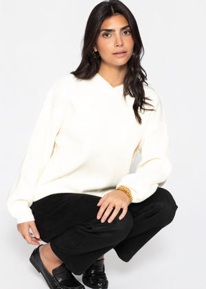 Rippstrickpullover mit hohem V-Ausschnitt - offwhite
