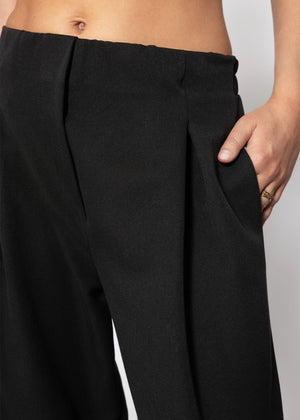 Schlupfhose mit Kellerfalte - schwarz