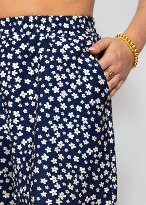 Shorts mit floralem Druck - blau