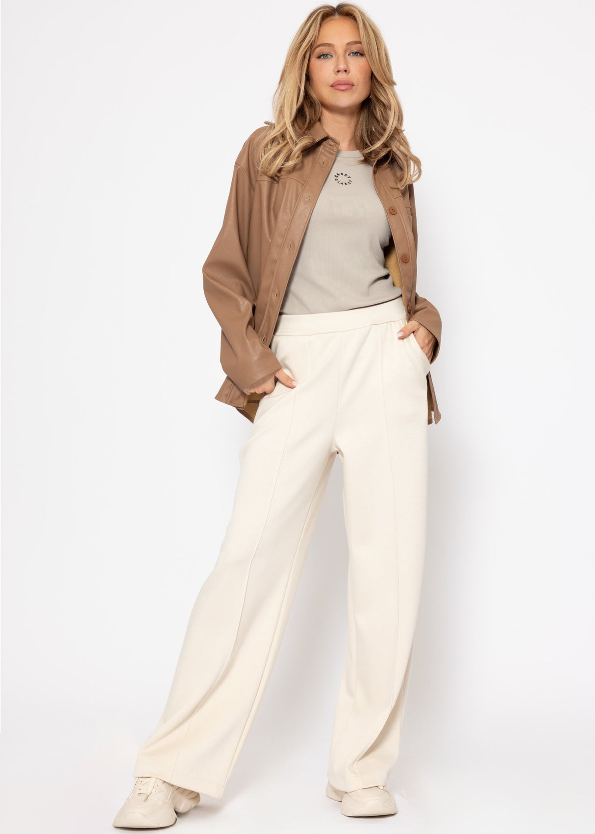 Soft wide jogging pants with piping - off-white