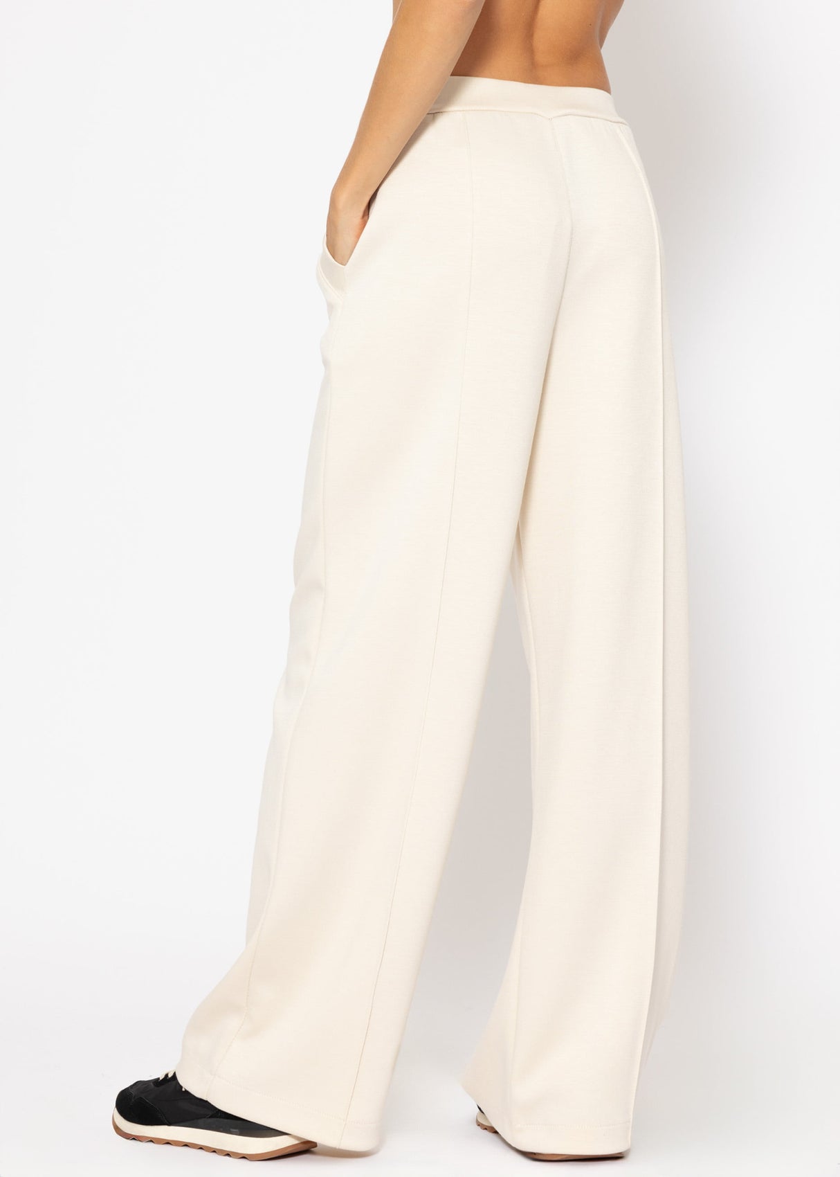 Soft wide jogging pants with piping - off-white