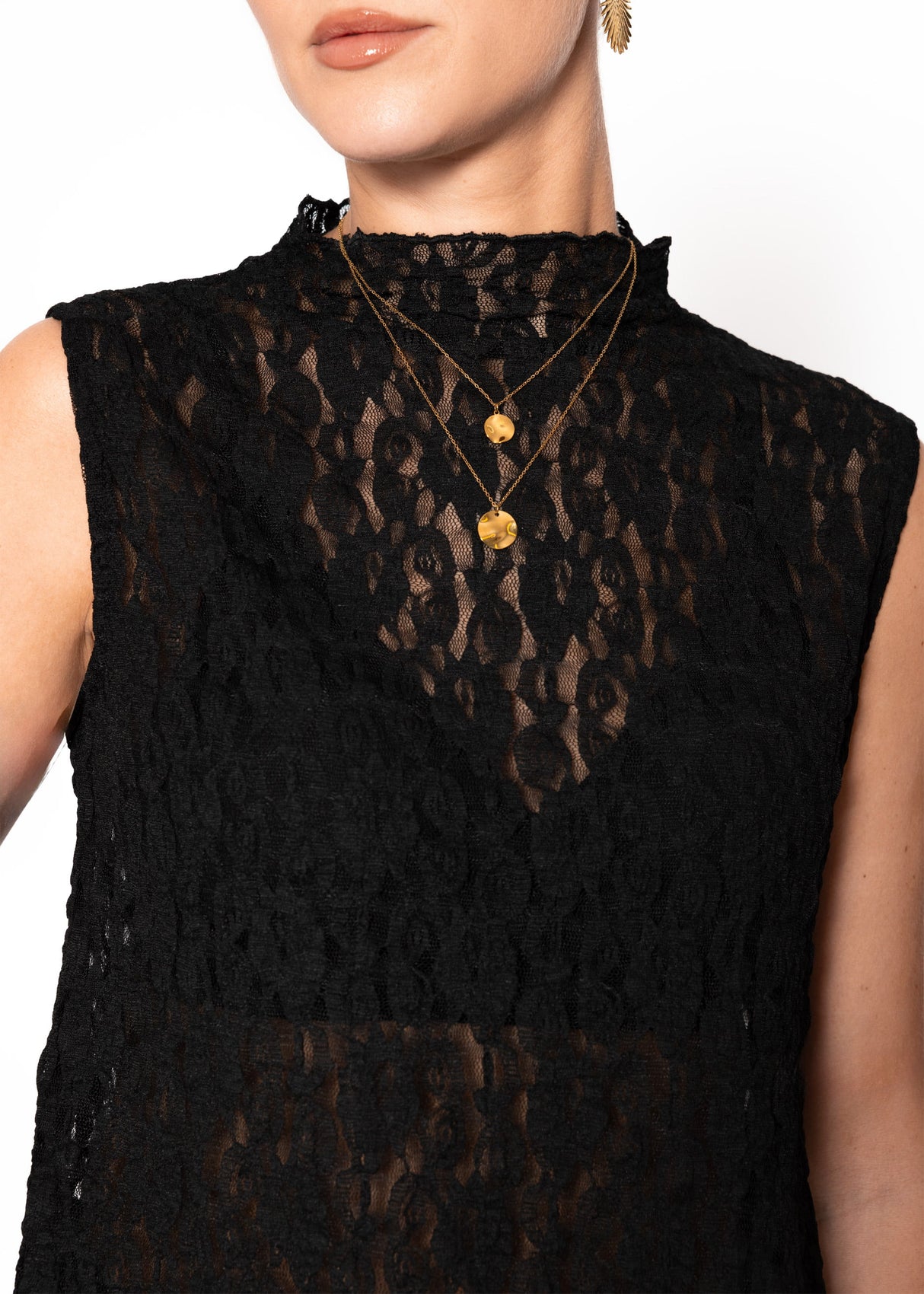 Lace top with stand-up collar - black