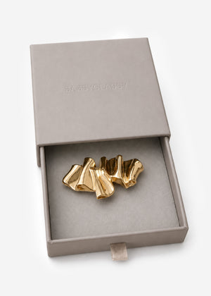 Statement Brosche in skulpturaler Form - gold