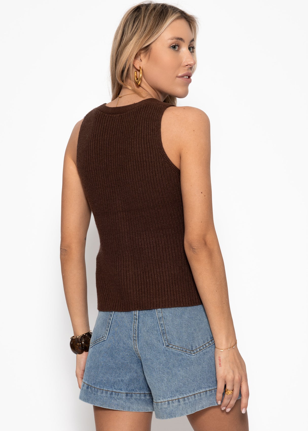 Knit top with button placket and deep V-neck - brown