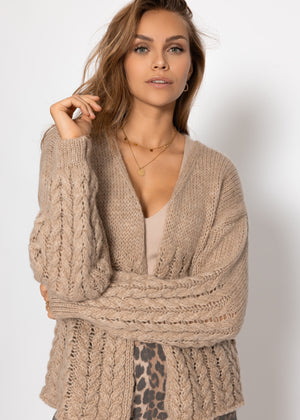 Knitted cardigan with cable pattern - beige