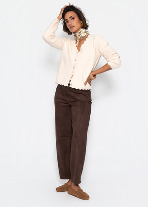 Strickjacke mit Bogenkante - offwhite
