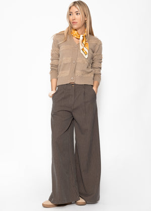 Strickjacke mit flauschigen Streifen - taupe