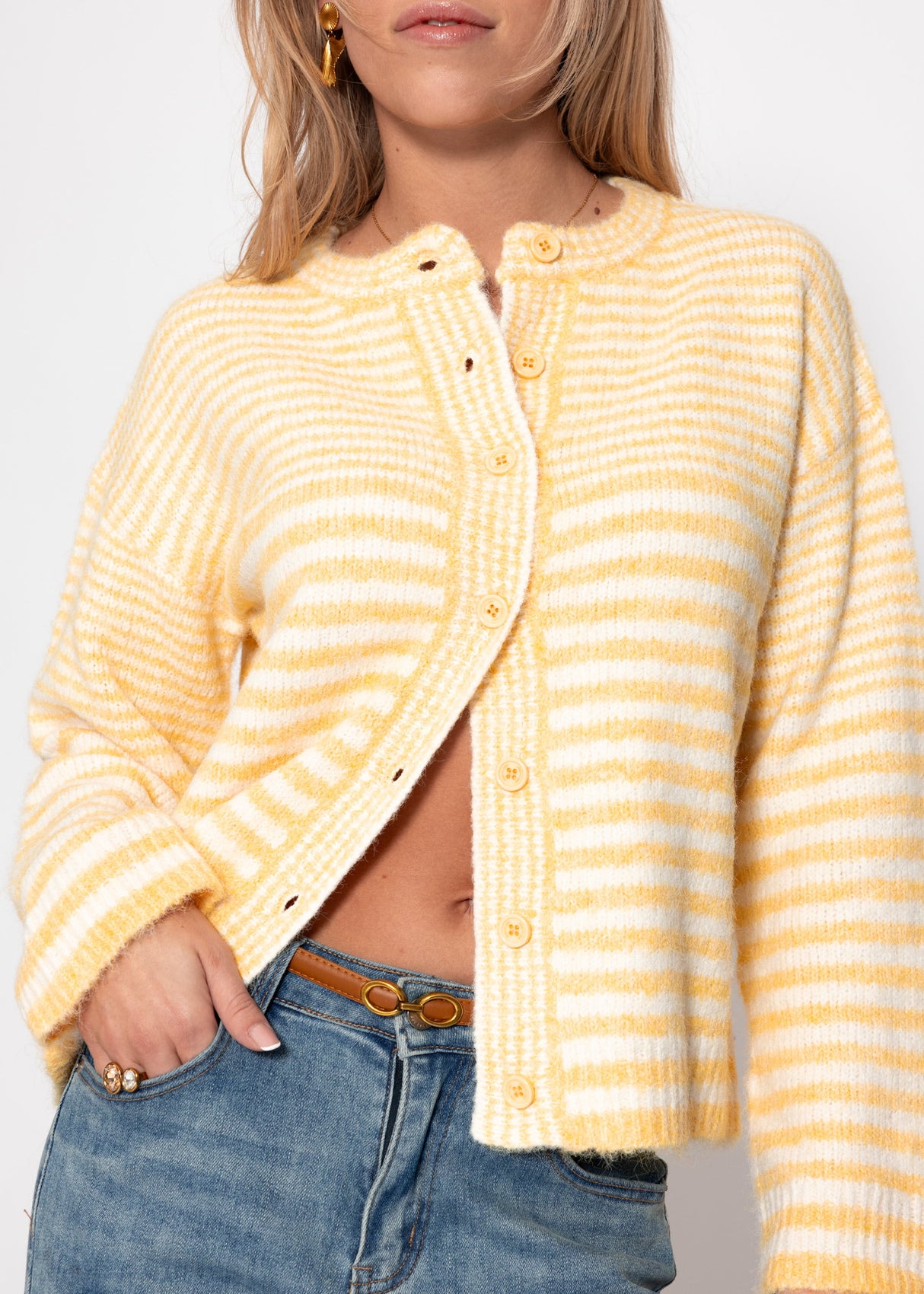 Cardigan with graphic striped pattern - yellow