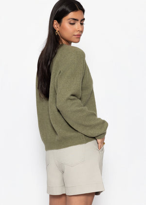 Strickjacke mit Herzknöpfen - khaki
