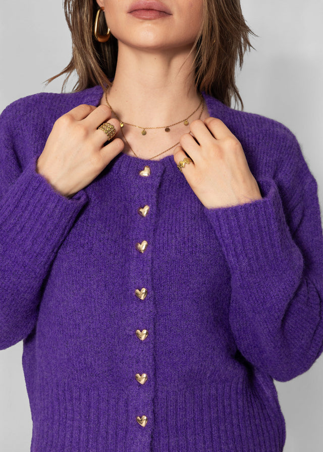 Strickjacke mit Herzknöpfen - lila