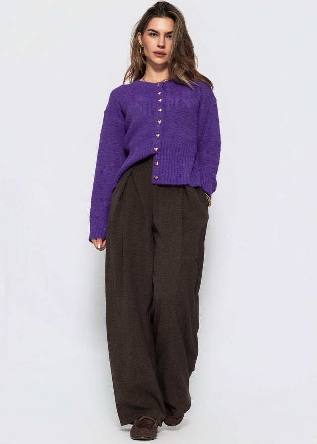 Strickjacke mit Herzknöpfen - lila