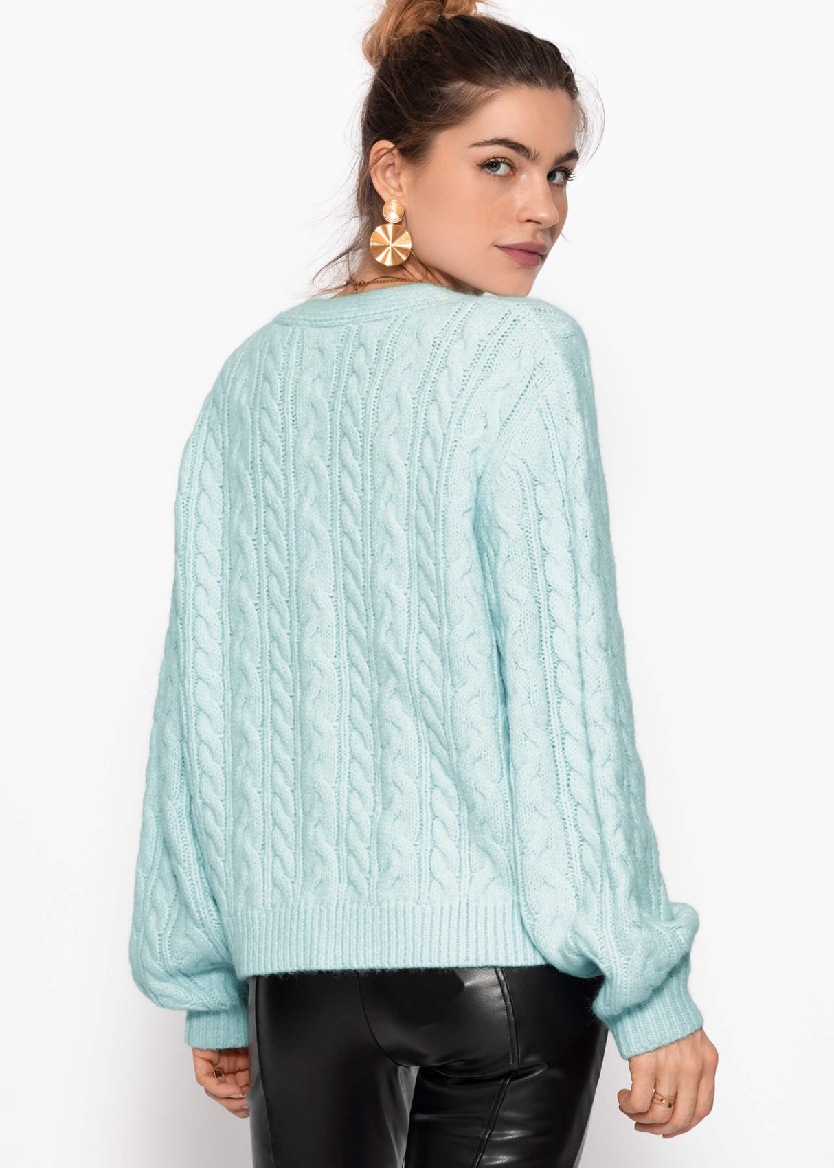 Strickjacke mit Zopfmuster - eisblau