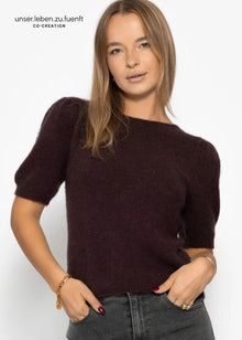 Knitted top with puff sleeves - aubergine brown